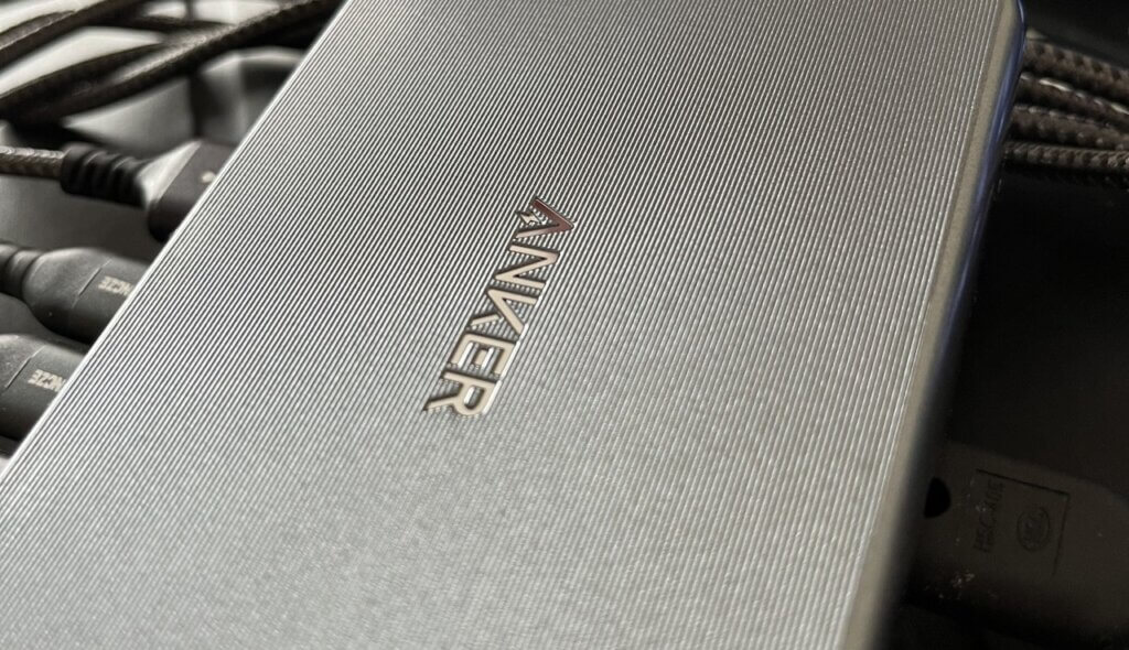 emblemat logo chrom anker