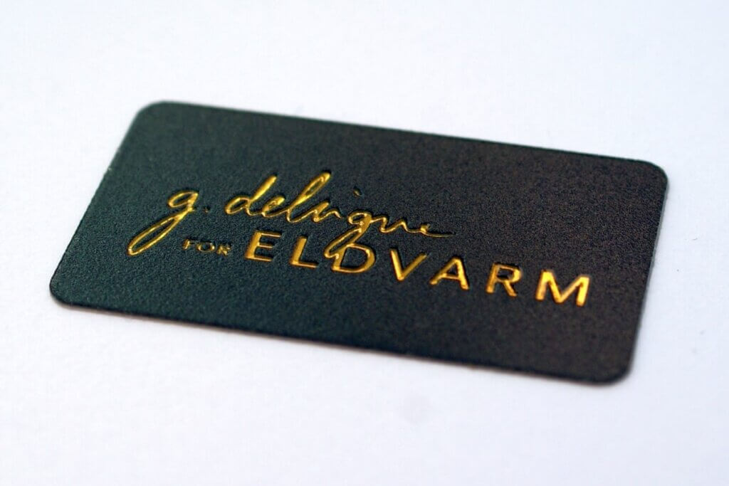 Logo plate with gold lettering for the furniture industry 